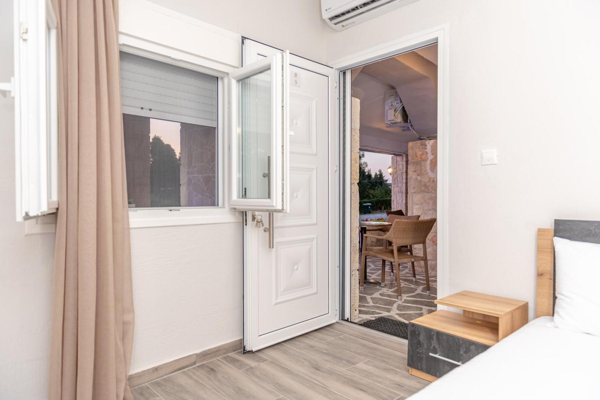 Medusa Rooms Kallithea  외부 사진